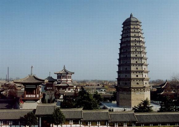 photoshop为晴朗的天空加入白云朵朵 全福编程网