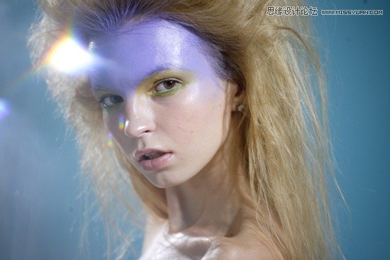 Photoshop给女性照片添加梦幻光线效果,PS教程,思缘教程网