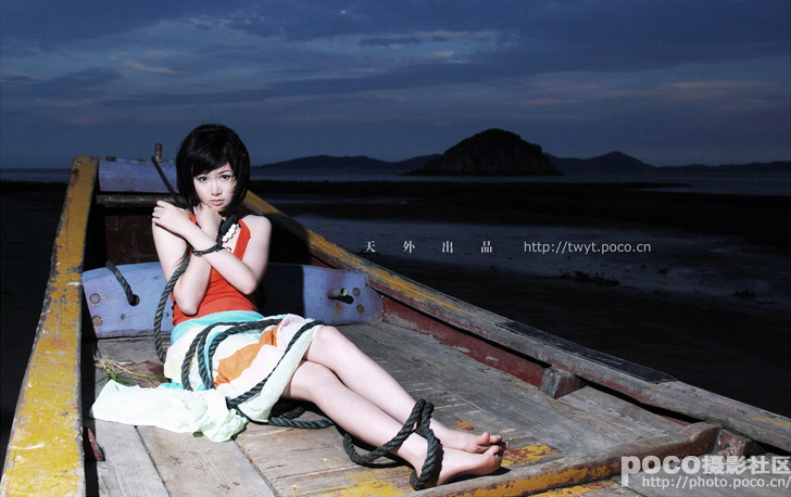 PS为美女照片添加梦幻爱心光环教程 全福编程网