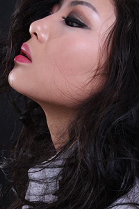 Photoshop给侧面美女转为插画效果 全福编程网