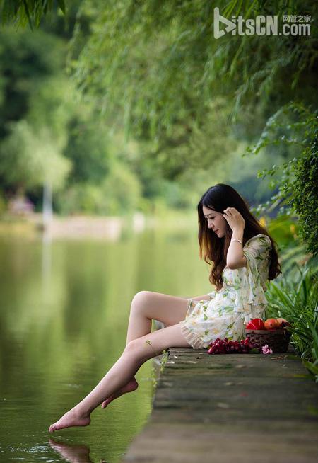Photoshop为湖景人物图片打造唯美梦幻的青蓝色